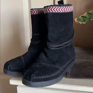 Toms black suede booties size 7